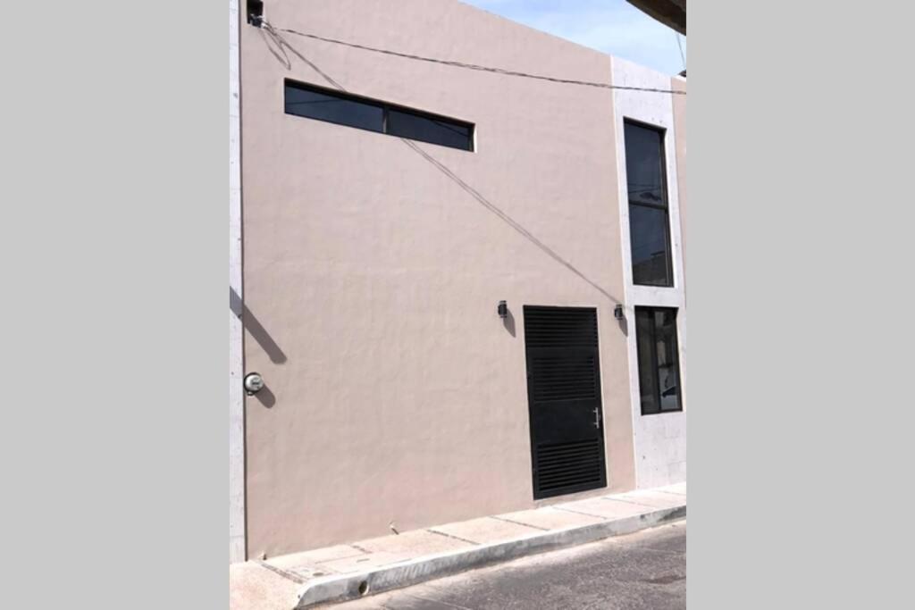 Departamento De Lujo 2 Appartamento Hidalgo del Parral Esterno foto